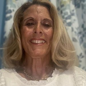 Meet your Posher, Pamela